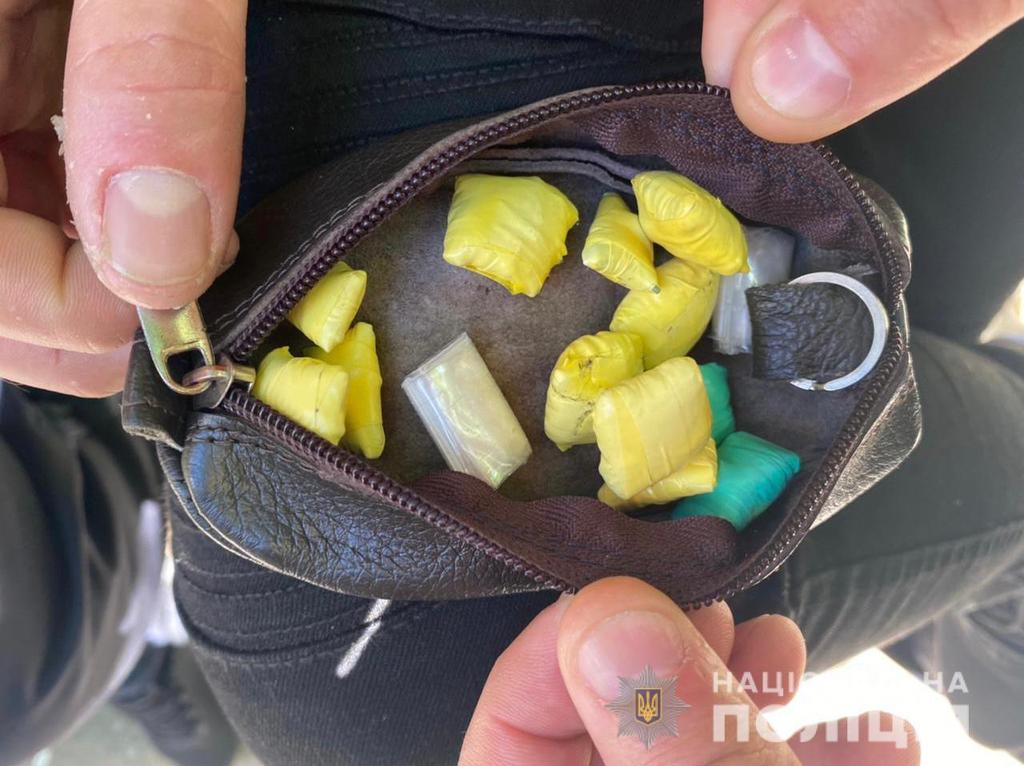 Школярка з Кременчука отримала вирок за розповсюдження «закладок»