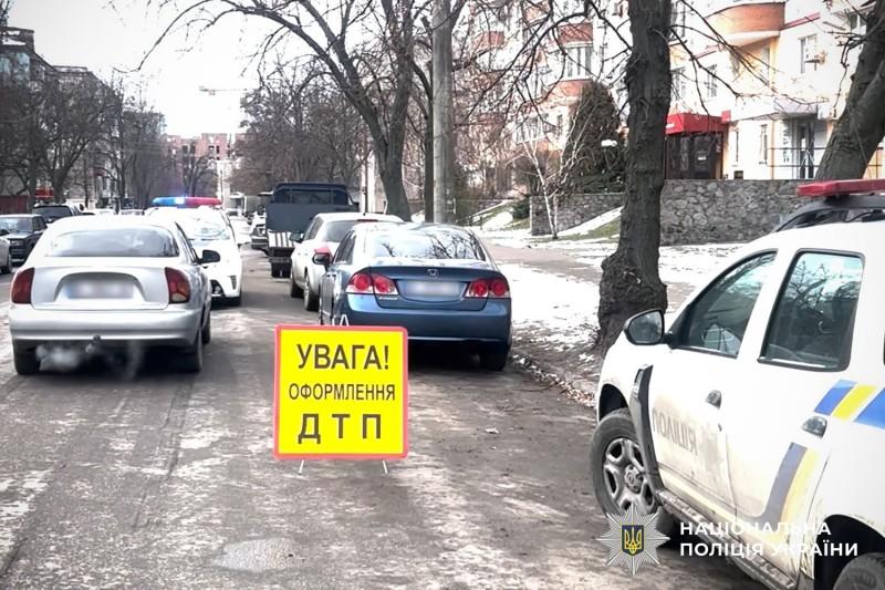 У Кременчуці авто збило пішохідку – жінку госпіталізували