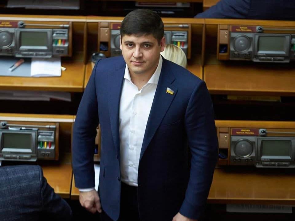 Нардеп з Полтавщини задекларував понад 300 тис.грн за невикористану відпустку