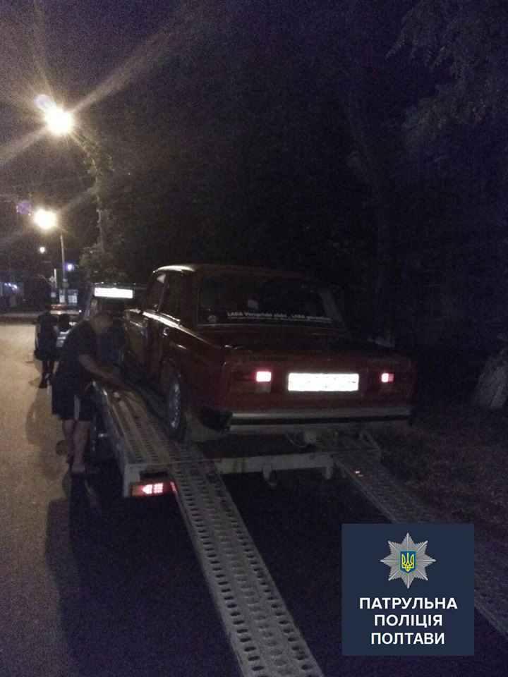 Полтавські патрульні зупинили авто, за кермом якого перебував чоловік в наркотичному сп’янінні