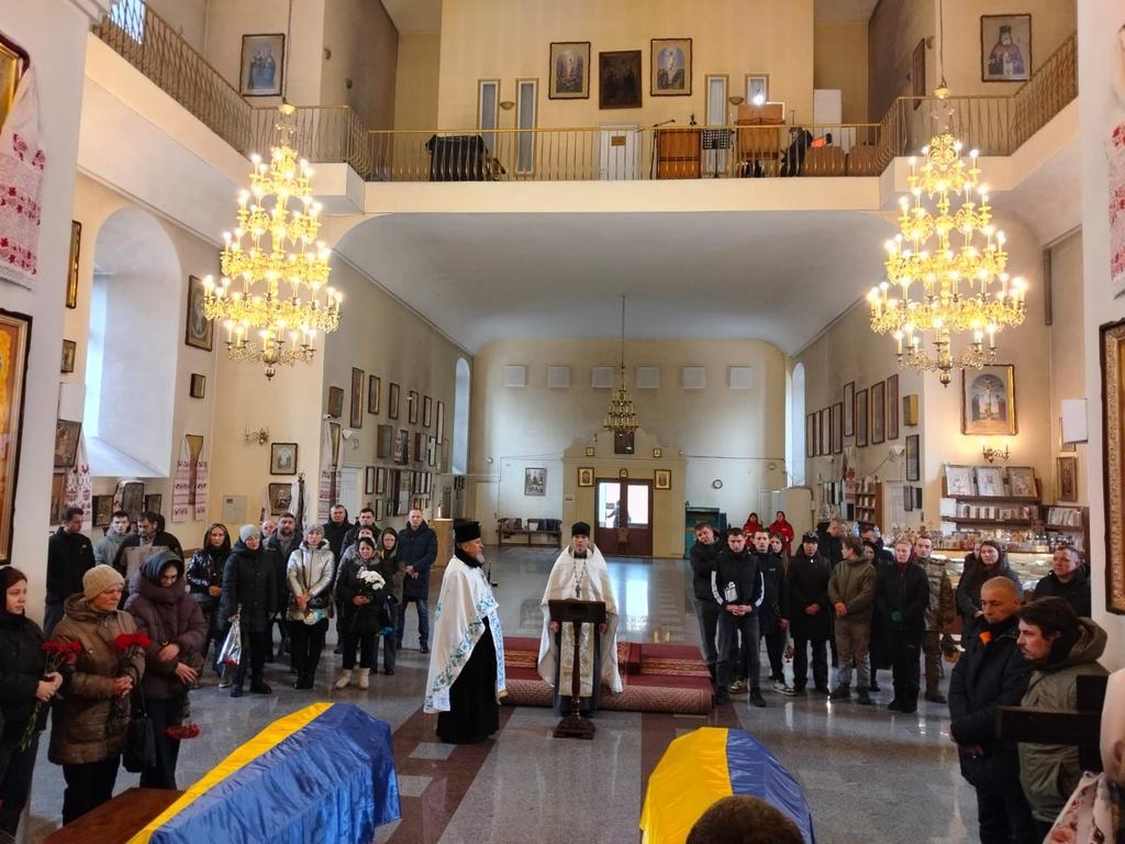 Полтавська громада попрощалась із загиблими захисниками України