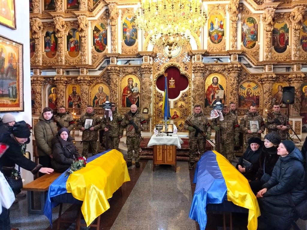 Полтавська громада попрощалась із загиблими захисниками України