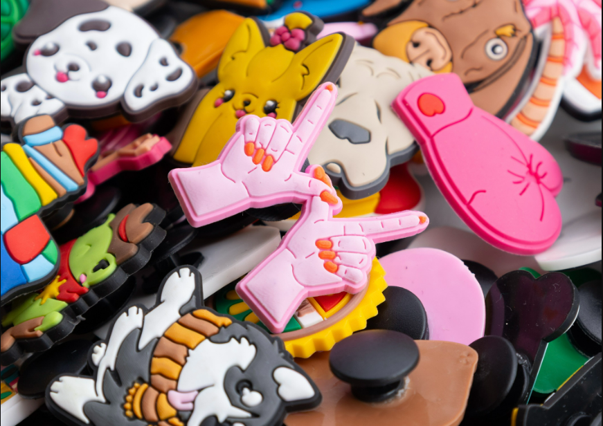 Яскравий акцент твого образу: джибітси під замовлення