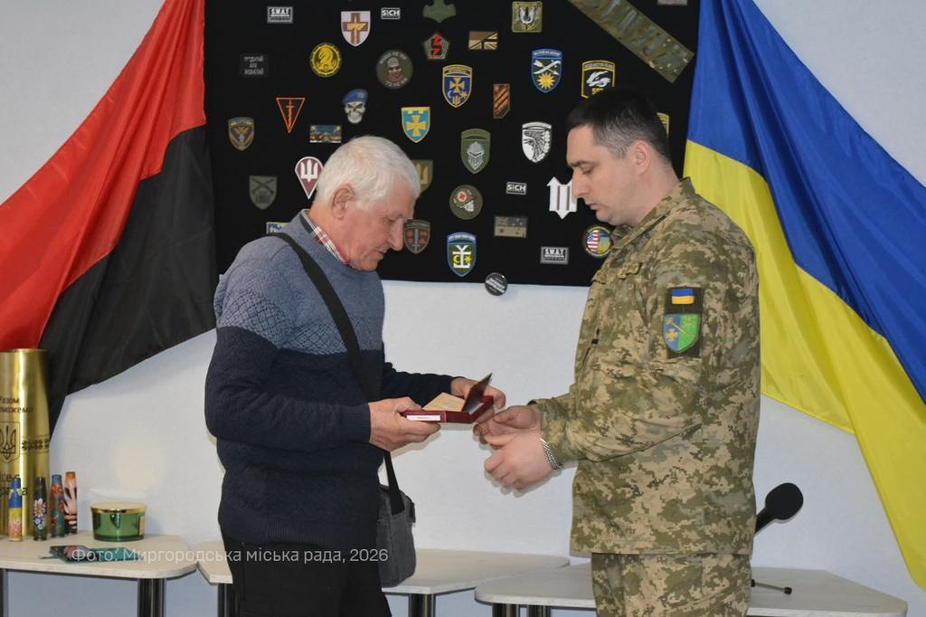 У Миргороді рідним загиблих військових передали державні нагороди