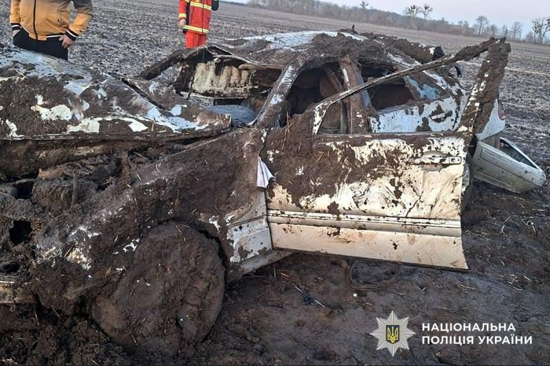 На Полтавщині перекинувся легковик: загинув 21-річний водій