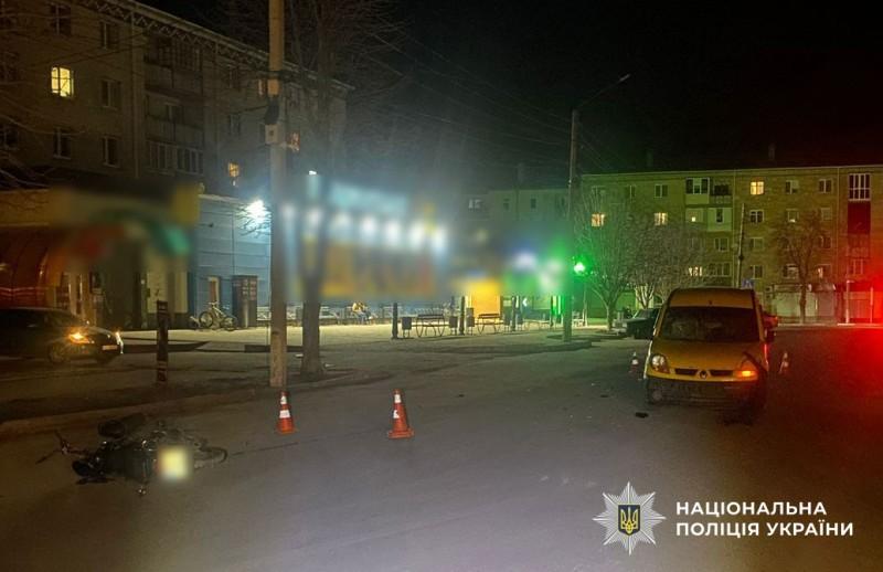 У Решетилівці 12-річний мотоцикліст зіткнувся з автомобілем і потрапив до лікарні