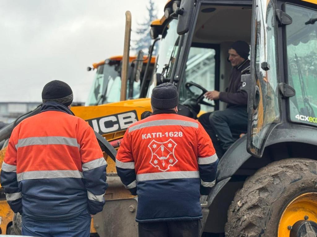 Попри заблоковані рахунки Полтавське КАТП-1628 продовжує роботу завдяки пальному з резерву