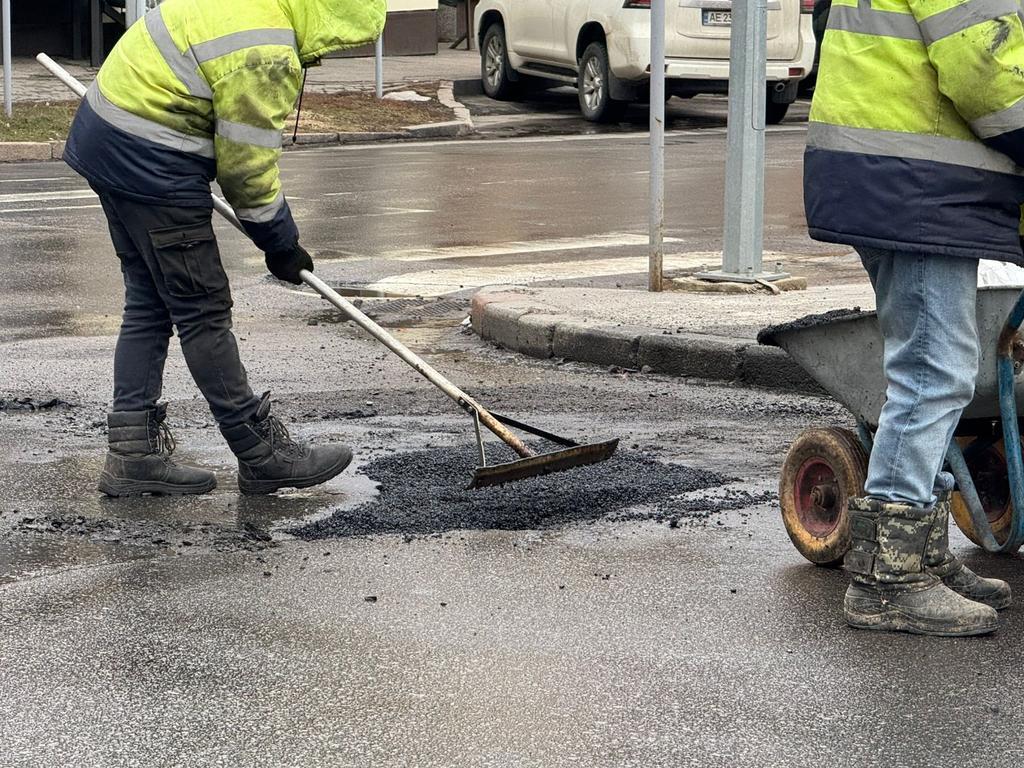 У Полтаві ремонтують дороги ще у двох районах міста