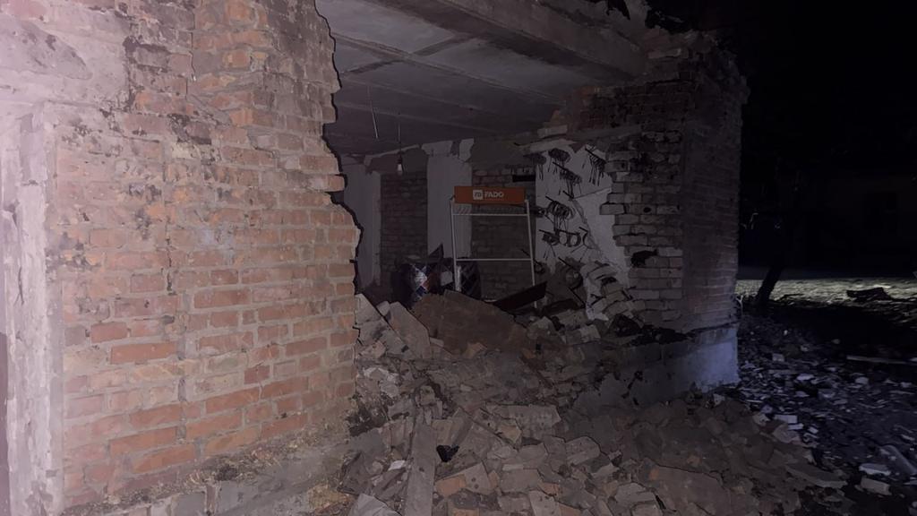 Унаслідок нічної атаки на Полтавщину пошкоджено будинки, школу та магазини