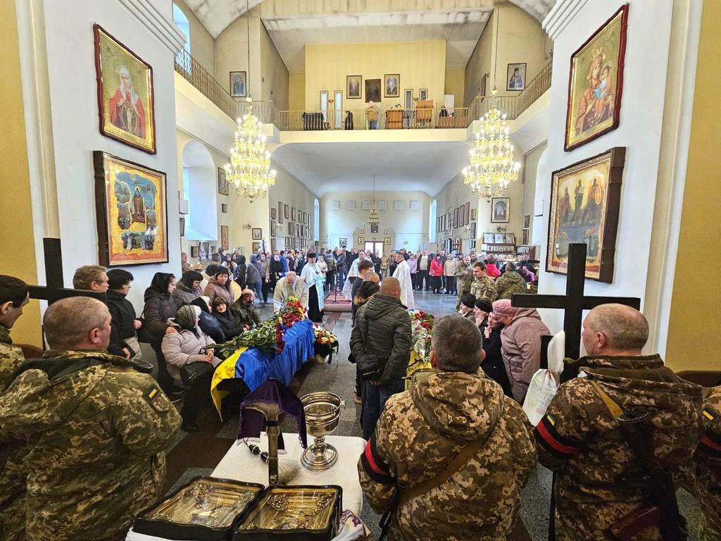 Полтавська громада попрощалась із загиблими захисниками України