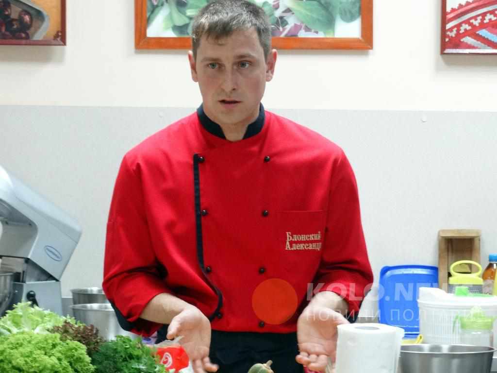 У Полтаві відомий шеф-кухар навчає тонкощів кулінарії: готували супи