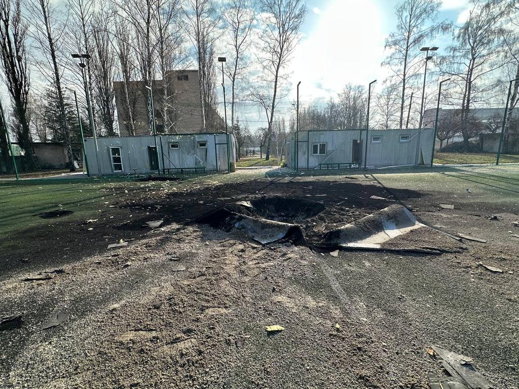 Внаслідок нічної атаки по Полтаві пошкоджено стадіон в мікрорайоні ГРЛ