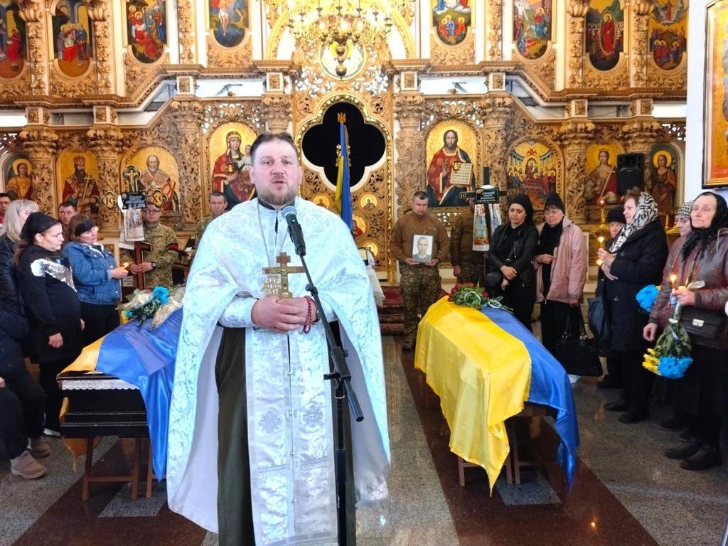 Полтавська громада попрощалась із загиблими захисниками України