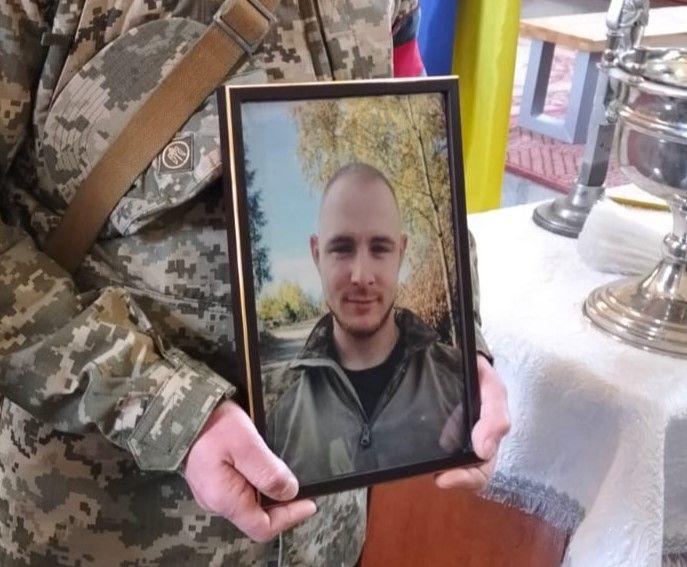 Полтавська громада попрощалась із загиблим захисником України