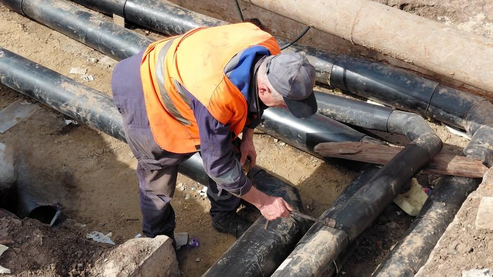 Полтаватеплоенерго замінило 442 метри трубопроводів за тиждень