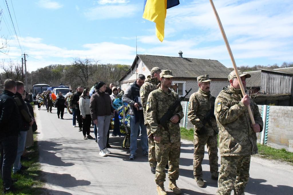 Сенчанська громада втратила на війні двох земляків-військовослужбовців