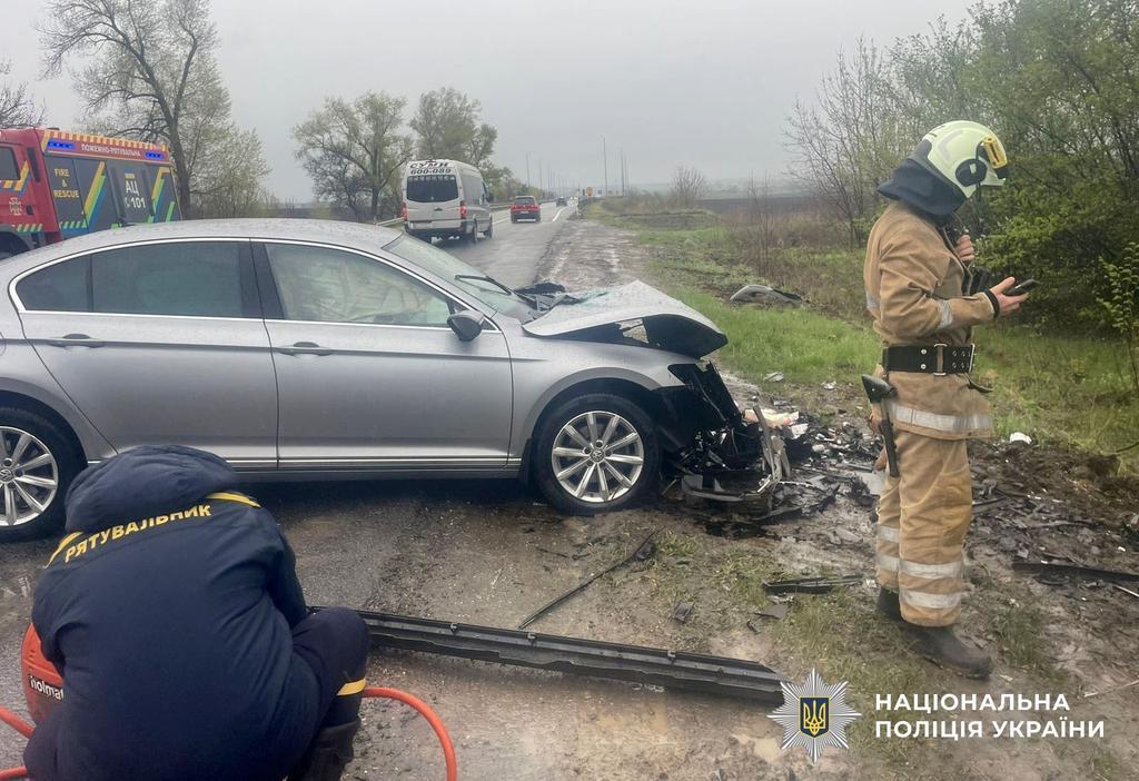 Лобове зіткнення на Полтавщині: четверо осіб постраждало