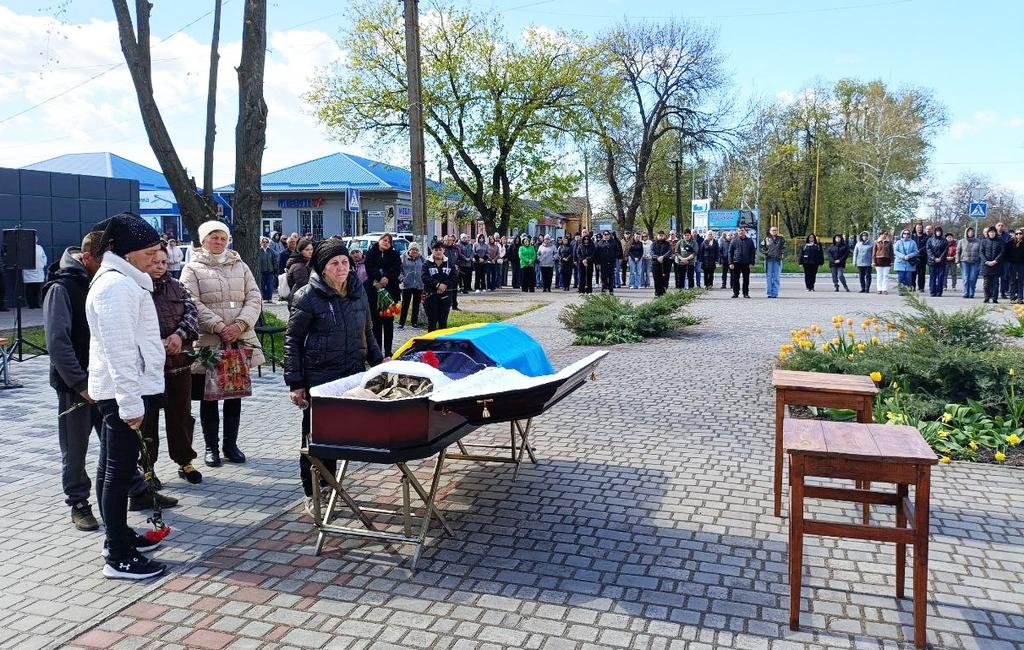 Глобинська громада попрощалася з Героєм: пішов із життя захисник Валерій Мойсевич