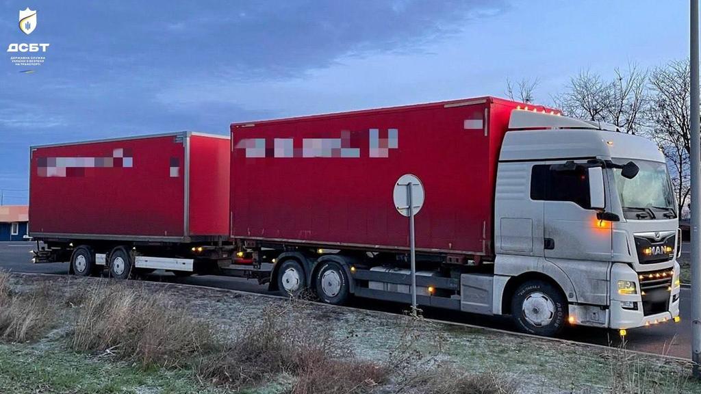 На Полтавщині перевізник отримав мільйонні штрафи за порушення