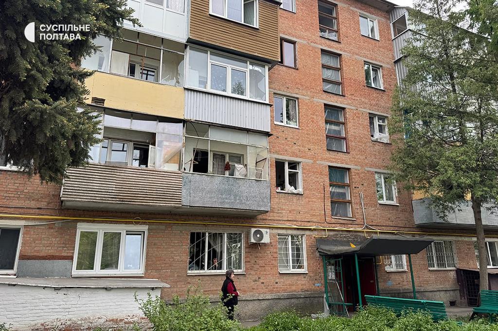 У Полтаві після атаки БпЛА пошкоджено вже 15 будинків: частині мешканців повернули світло​