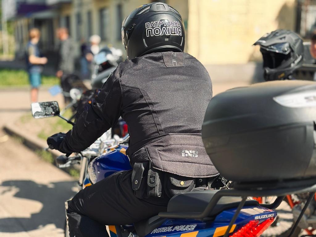 На вулиці Полтави повертається поліцейський мотопатруль
