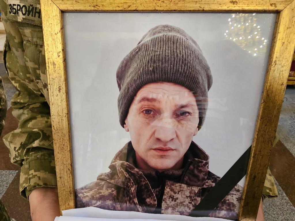 Полтавська громада попрощалась із загиблим захисником України