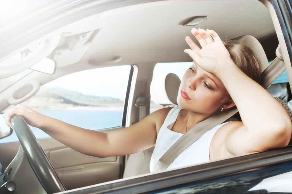 Полтавських автомобілістів просять бути пильними через спеку