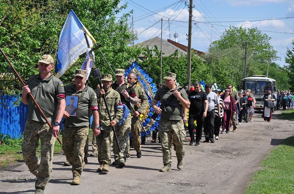 Гребінківська громада в жалобі: війна забрала життя двох земляків