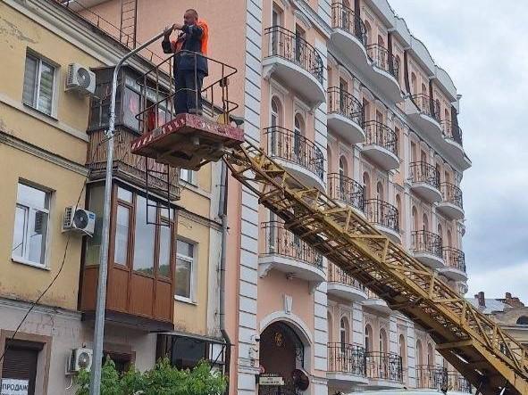 У центрі Полтави оновили мережу зовнішнього освітлення