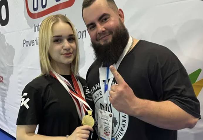 Полтавка Єлизавета Андрєєва стала чемпіонкою світу з класичного жиму лежачи