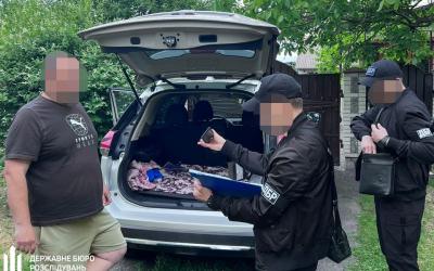 У Полтаві посадовця підозрюють у схемі з фіктивним працевлаштуванням і розкраданням 600 тис. грн