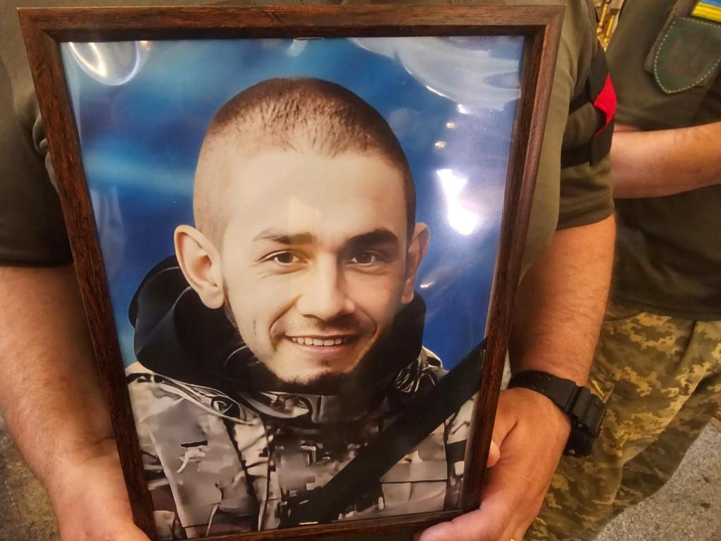 Полтавська громада попрощалась із загиблим захисником України