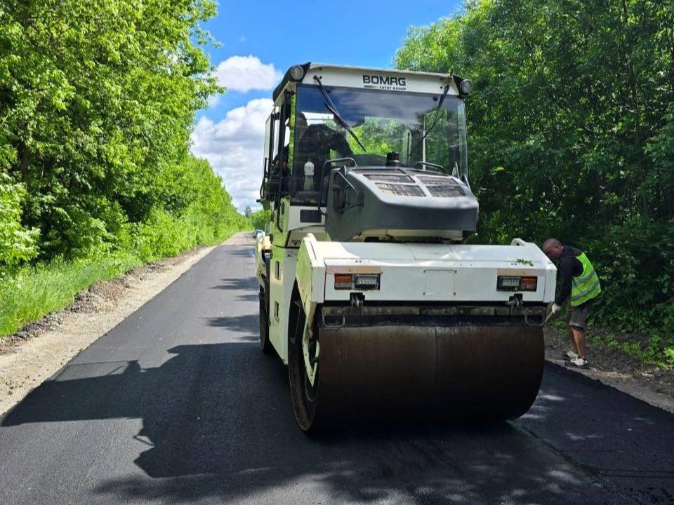 На Полтавщині триває масштабний ремонт автошляхів державного значення