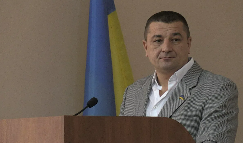 Засудженого за погрози вбивством Сергія Бойка не змогли звільнити з посади в Подільській райраді
