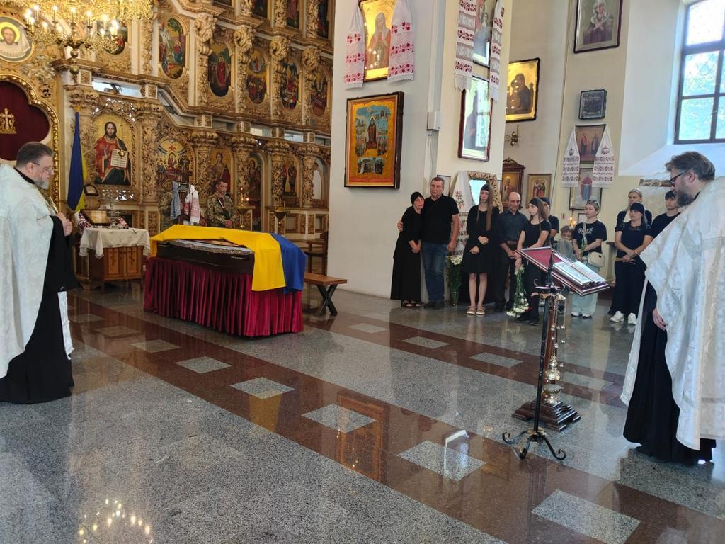 Полтавська громада попрощалась із загиблим захисником України