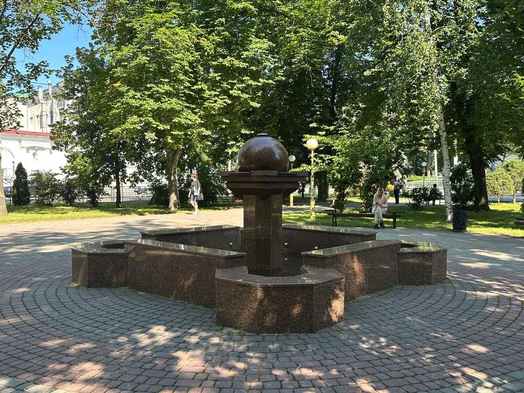 По вул. 1100-річчя Полтави відновили роботу фонтана