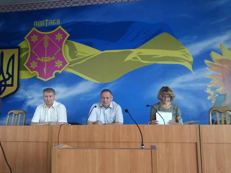 Майже без людей: у Полтаві обговорили здорожчання поїздки в тролейбусах