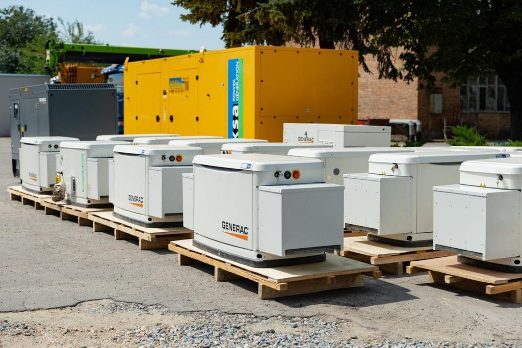 Комунальне підприємство «Полтаватеплоенерго» отримало 17 газових  генераторів різної потужності