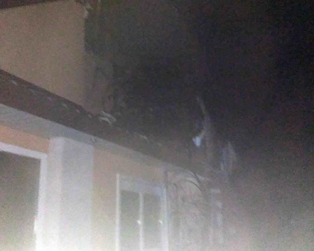 На Полтавщині горів будинок: є постраждалі