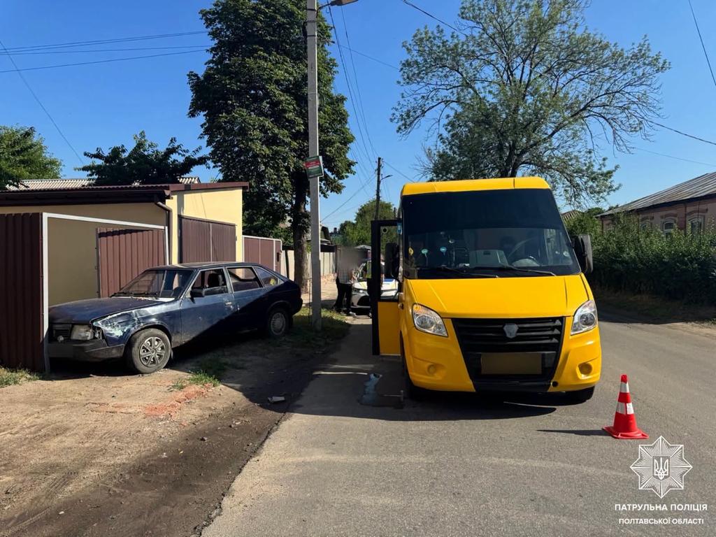 У Полтаві п'яний водій влаштував ДТП та врізався в паркан