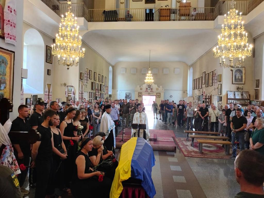Полтавська громада попрощалась із загиблим захисником України