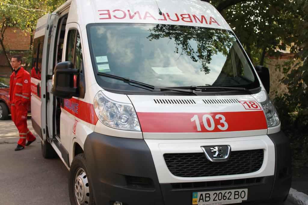 У Кременчуці школяр під час гри з друзями стрибнув з під‘їзду багатоповерхівки