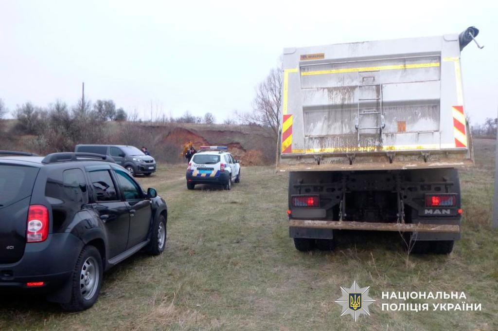 На Полтавщині судитимуть посадовця за незаконний видобуток піску на понад 8,2 млн грн