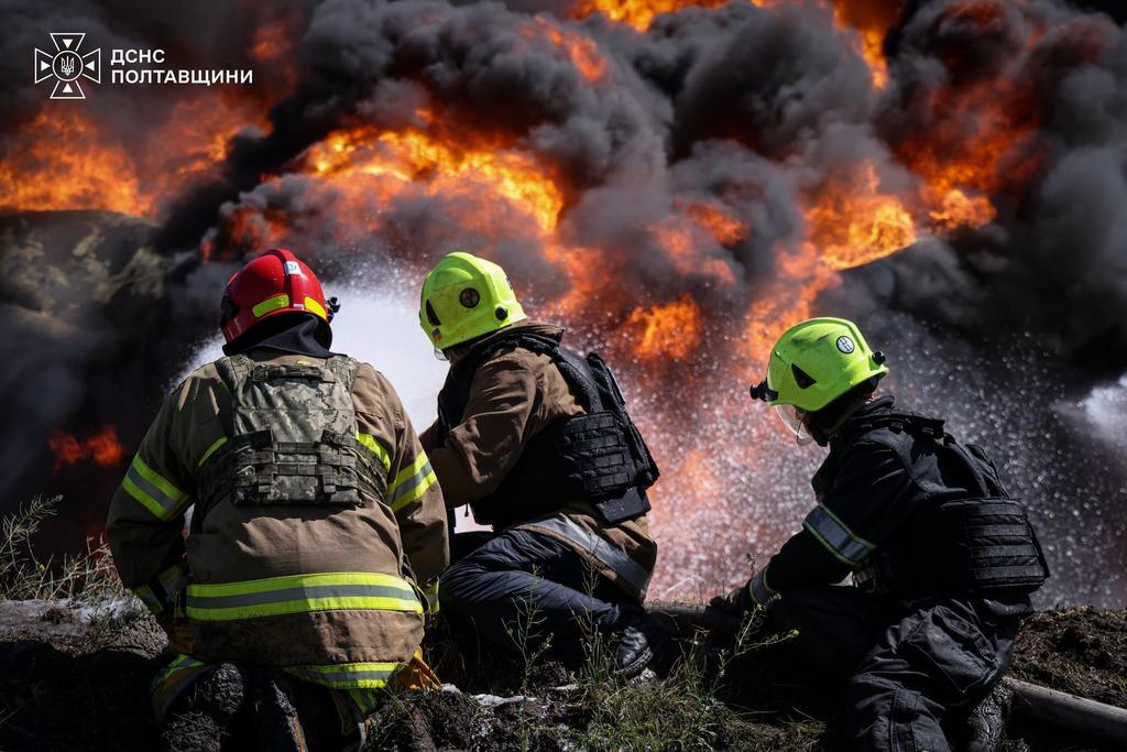 Полтавських рятувальників відзначили державними нагородами