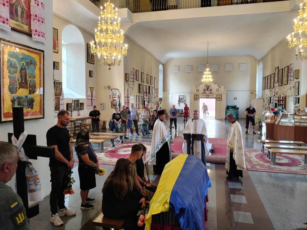 Полтавська громада попрощалась із загиблим захисником України