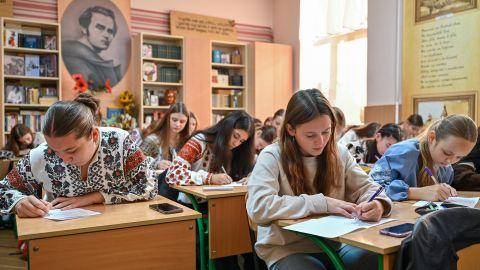 Три полтавські школи увійшли до топ-200 шкіл України за результатами НМТ 2026 року