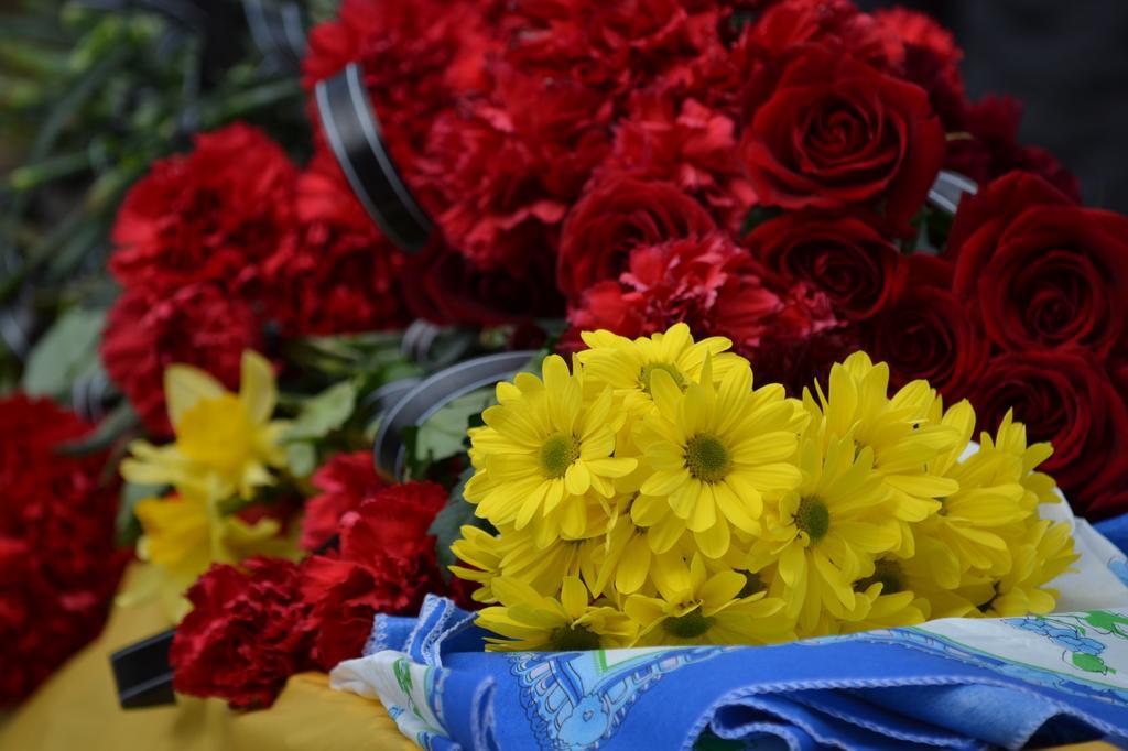 У Лубнах попрощалися із Захисниками України Олександром Кочурою та Максимом Резвіним