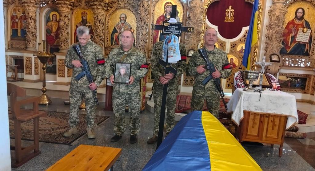 У Полтаві попрощалися з двома полеглими захисниками