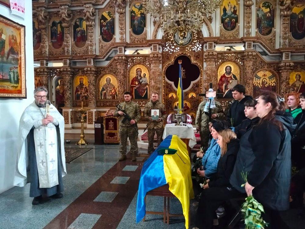 Полтавська громада попрощалась із загиблими захисниками України