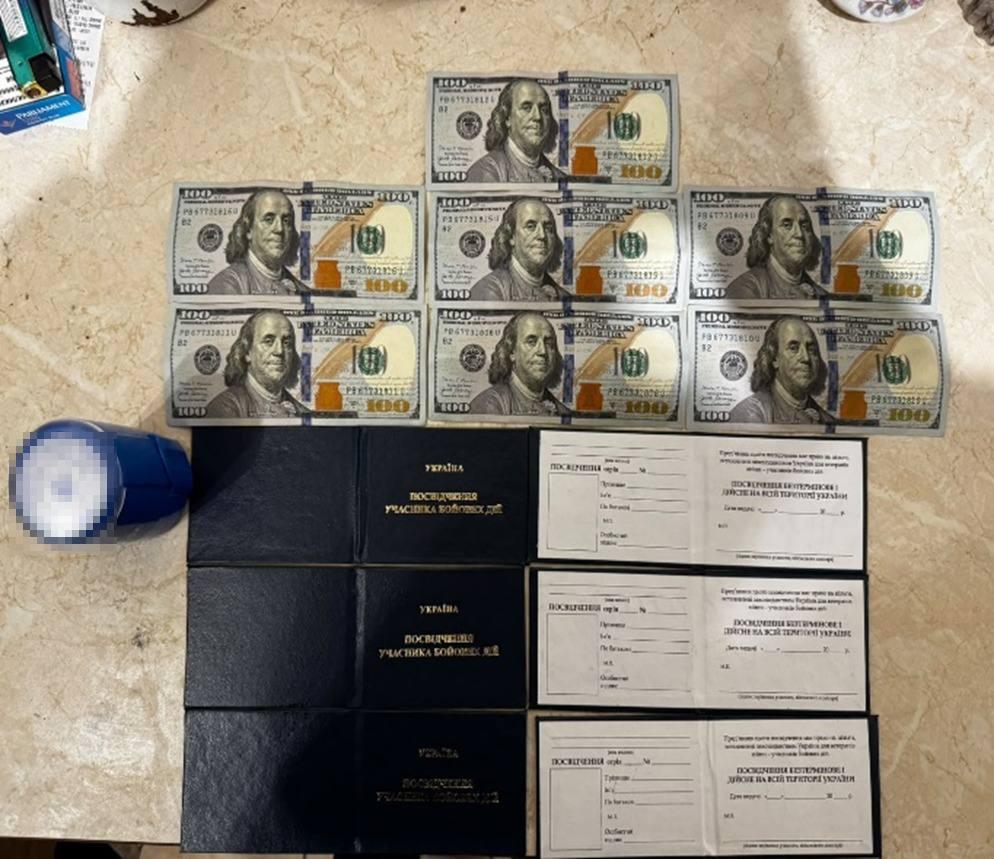У Полтаві за 11 тис доларів обіцяли фіктивну інвалідність: підозрюваний під домашнім арештом